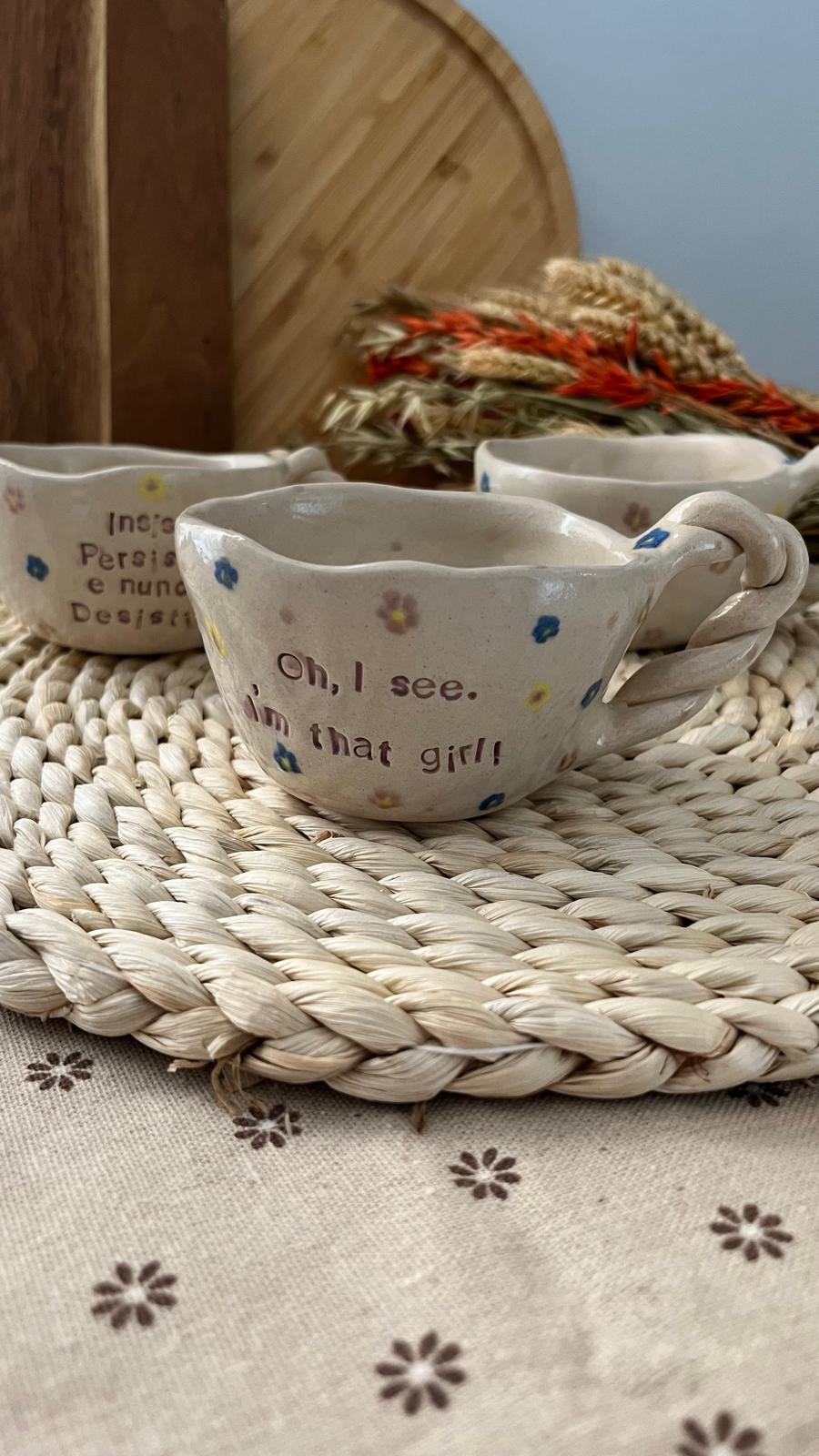 Chávena Artesanal Flores - Colecção Flores e Rabiscos . APENAS DISPONÍVEL POR ENCOMENDA